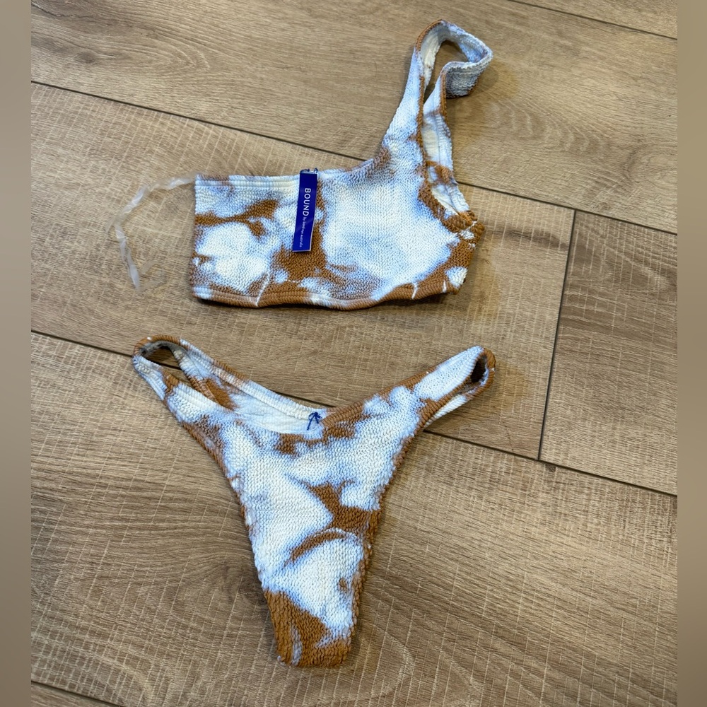 Bound by Bondeye Swim set